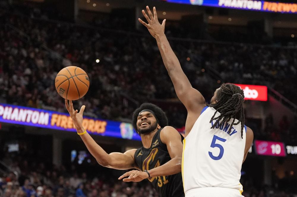 女队与加拿 女队与加拿