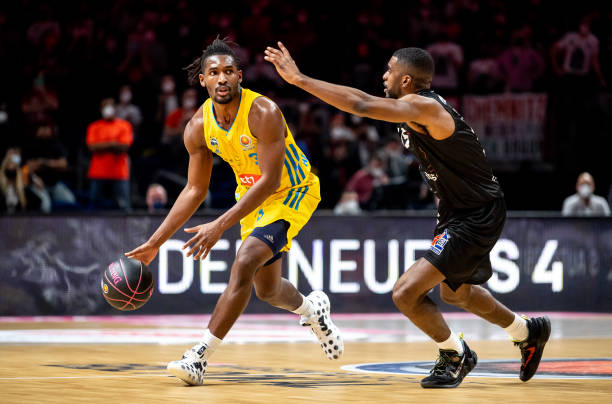 现一批在比 现一批在比